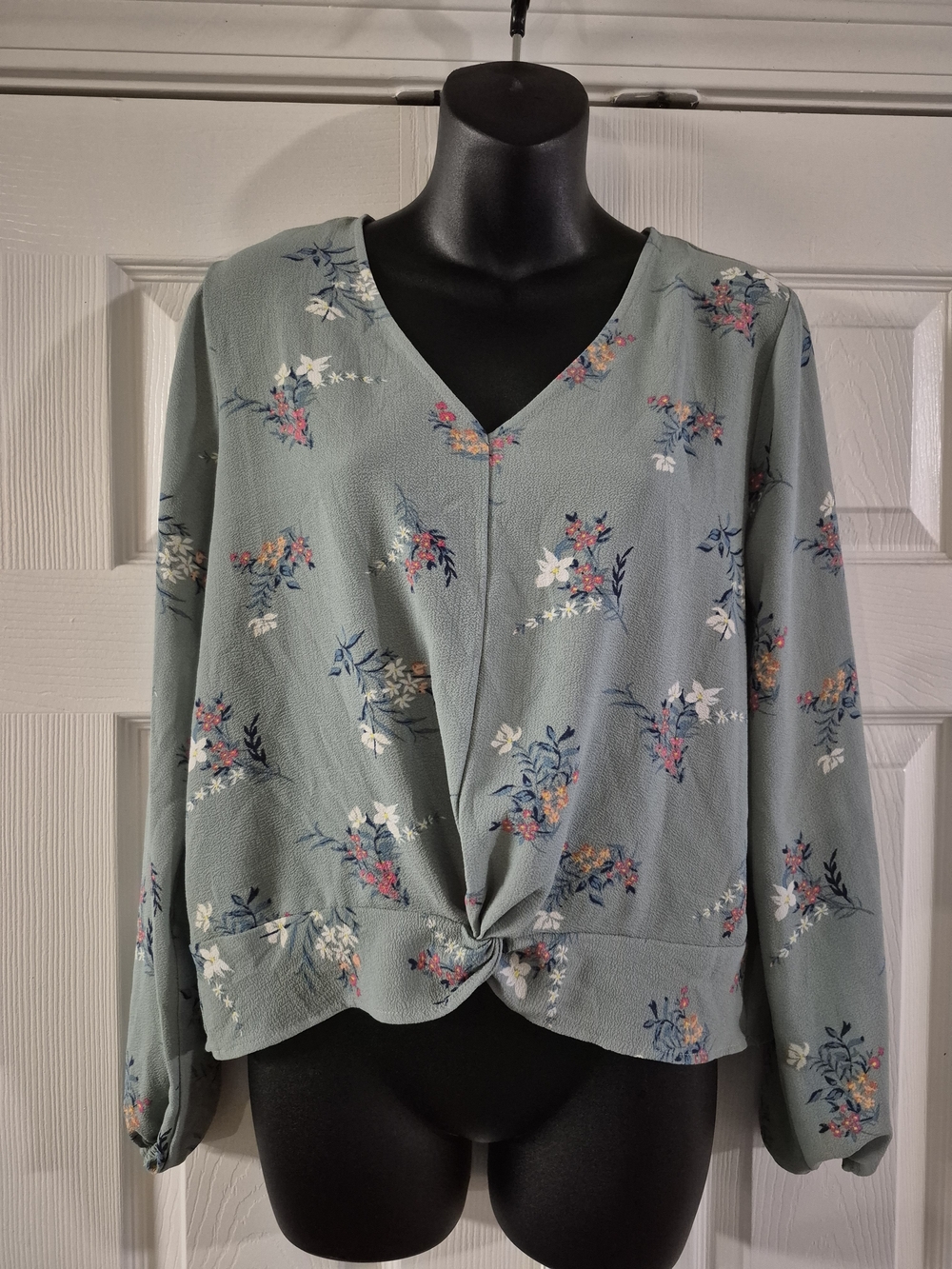 Pink Republic Sage Floral V-Neck Twist Front Blouse